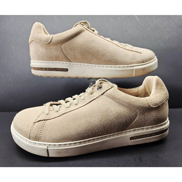 Athletic_Shoes